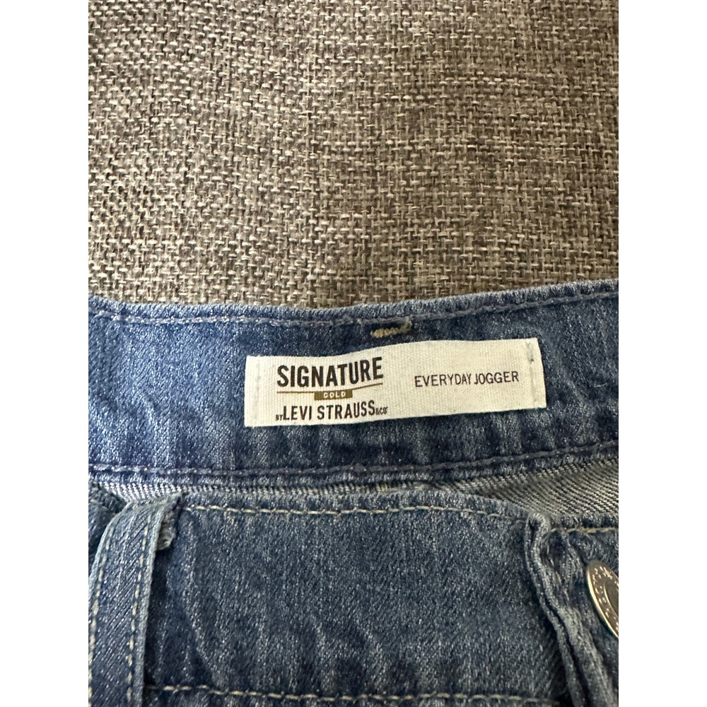 Signature by Levi Strauss & Co Women's Size XL Everyday Jogger Blue Denim Pants - Picture 6 of 9